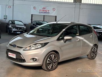 Ford Fiesta 1.4 5 porte Bz.- GPL Titanium