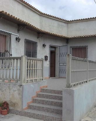 Casa di 110mq al piano terra con 30mq di veranda