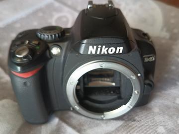 NIKON D40
