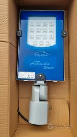 Lampioni Stradali LED Professionali - NUOVI -