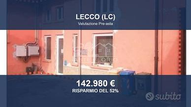 Immobile in asta di 178 m² con più di 5 locali a L