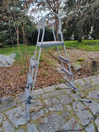 scala piscina fuori terra