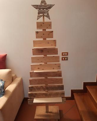 ALBERO DI NATALE IN LEGNO