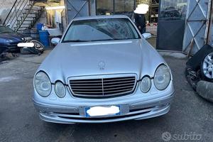 Ricambi Mercedes-Benz E270 CDI 177cv del 2002