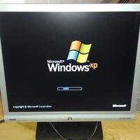 monitor BenQ G700AD 17 pollici