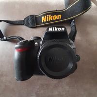 Nikon D 3100 