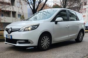 renault scenic 7 posti