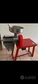 Macchina per fare i pomodori
