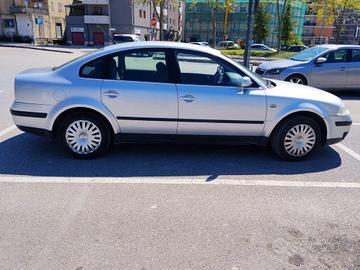 PASSAT in buone condizioni