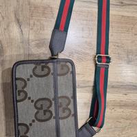 💼 *Borsello a Tracolla Gucci ✨*