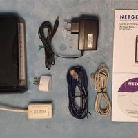 Modem Router Netgear N300 - DGN2200v4 Wireless
