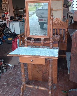 mobiletto antico 