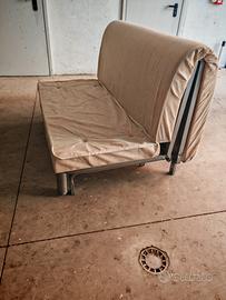 Divano letto a una piazza e mezza 
