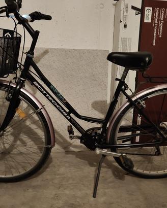 City bike Bottecchia verde natura 28,21V