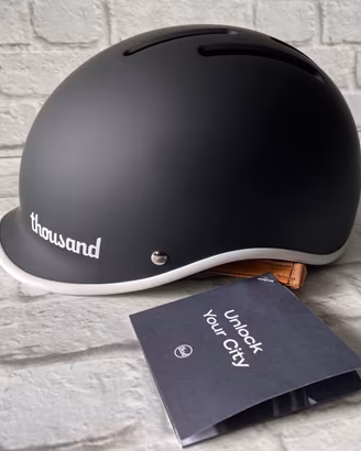 Casco bici Thousand colore Carbon Black