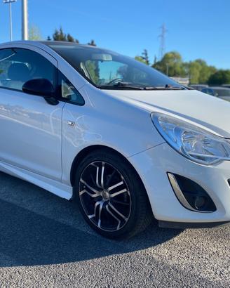 Opel Corsa 1.3 CDTI 75CV F.AP. 3 porte b-color ok 