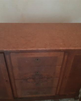 Elegante comò cassettone d’epoca in legno con pian