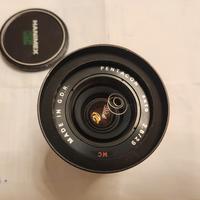 Pentacon e altri obiettivi vintage 