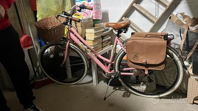 Bici donna rosa via veneto vintage