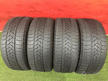 205 40 17 Gomme Invernali 80% Pirelli 205 45R17