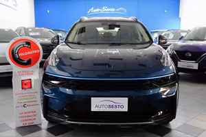 Lynk and Co 01 1.5 BZ 261 CV PHEV 01
