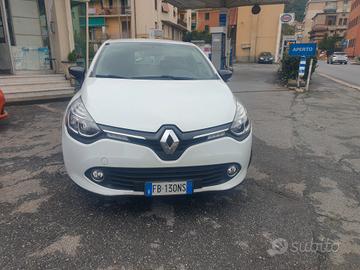 Renault Clio 1.2 75CV 5 porte