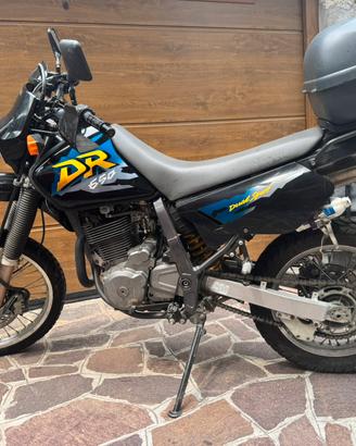 Suzuki DR650