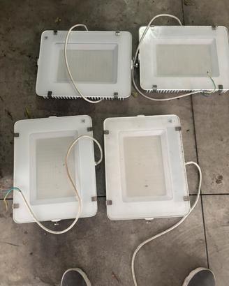 Proiettori faro led cantiere
