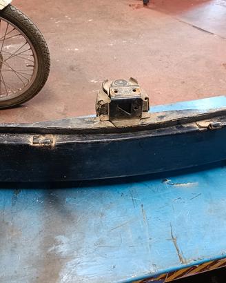Traversa  posteriore fiat 500
