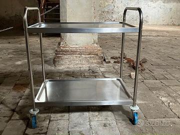 Carrello in acciaio