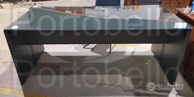 Codice: 268030 SCRIVANIA DIREZIONALE COLORE NERO