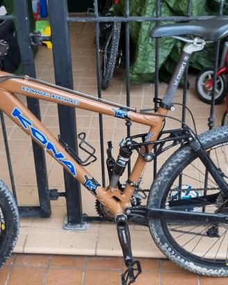 Kona Dowg Primo