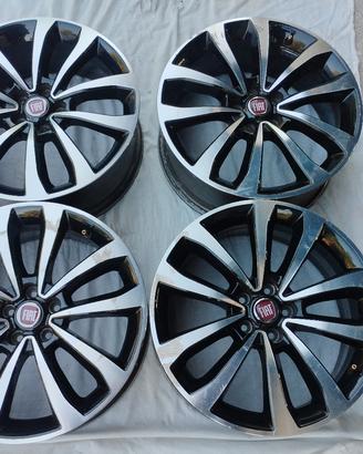Cerchi in lega 17" Fiat Tipo