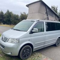 Volkswagen T5 California 2,5 TDI