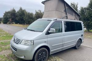Volkswagen T5 California 2,5 TDI