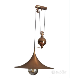 Lampadario in rame regolabile in altezza