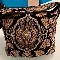 Borsa in tela con arabeschi