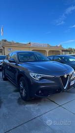 Alfa Romeo STELVIO 2.2 Turbod. 210 CV AT8 Q4 Execu