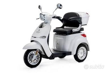 VELECO Cristal Scooter a 3 ruote