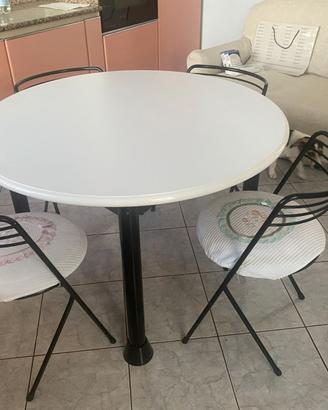 tavolo rotondo