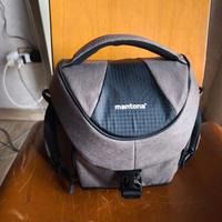 Borsa Fotografica Mantona per reflex camera