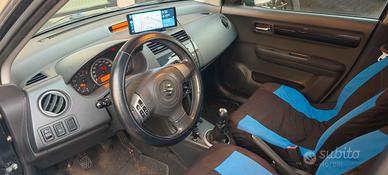 Suzuki Swift 1.3 benzina perfettamente funzionante