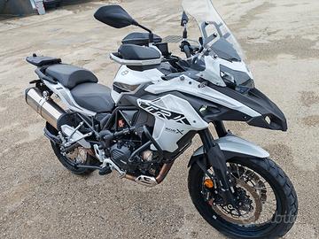 Benelli TRK 502x