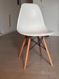 Sedie (4 pezzi) Design "Stile Eames" DSW – Bianca