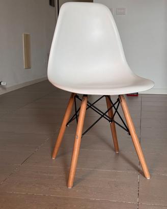 Sedie (4 pezzi) Design "Stile Eames" DSW – Bianca