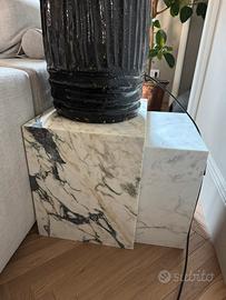 Tris tavolini impilabili in marmo calacatta viola