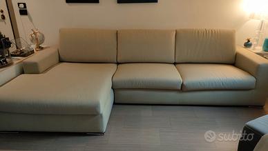 Divano Doimo 5 posti con penisola