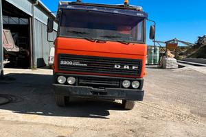 Camion Daf 2300 macchina operatrice