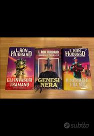 Set 3 volumi di L. Ron Hubbard a 10 euro.