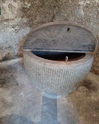 Oliera in pietra
